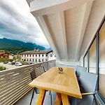 Bergblick Apartman *